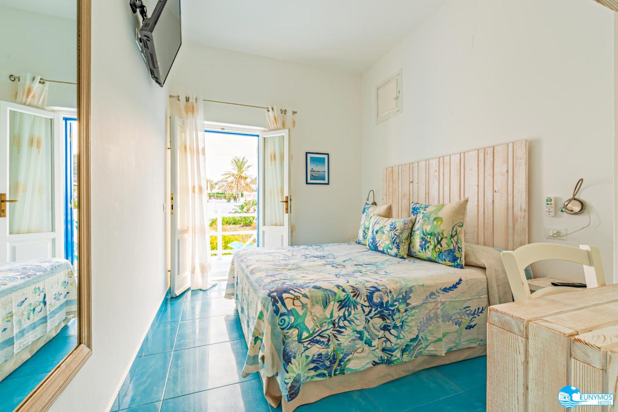 Hotel Eunymos Panarea Exterior foto