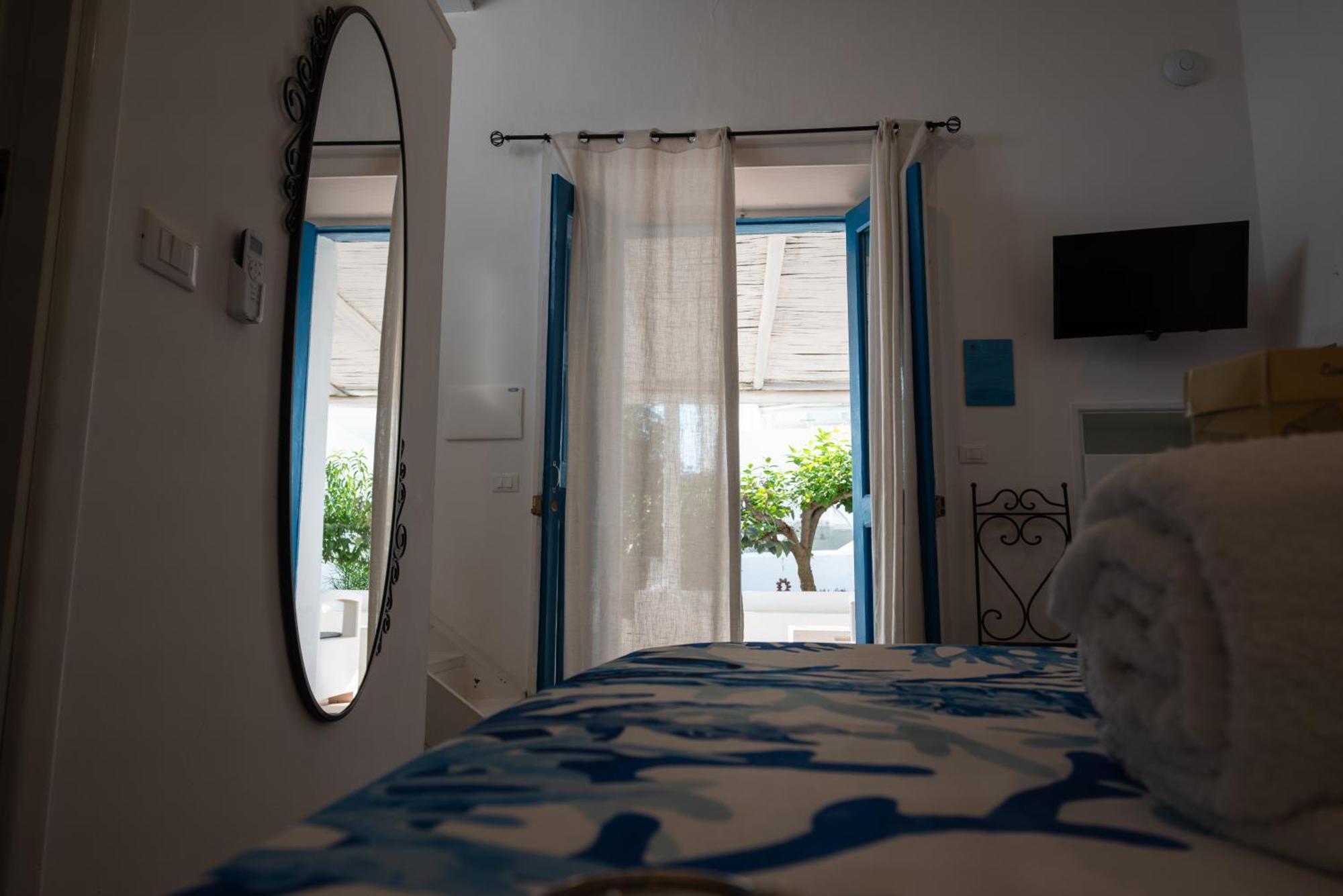 Hotel Eunymos Panarea Exterior foto
