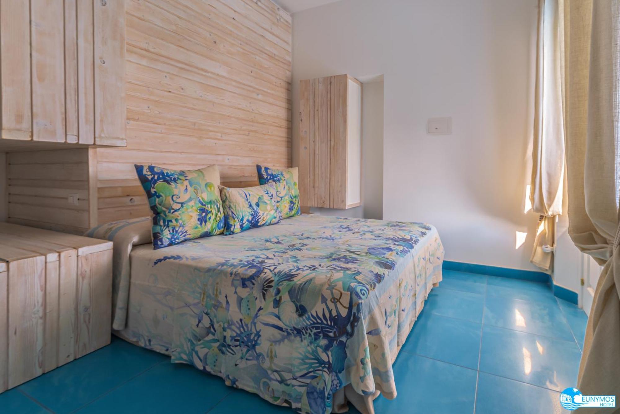 Hotel Eunymos Panarea Exterior foto